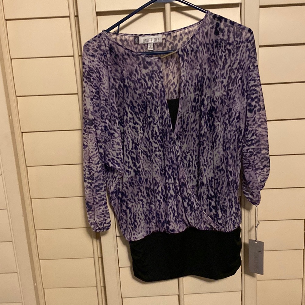 JLo top